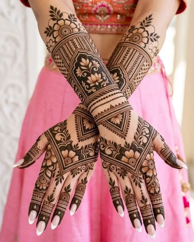 Back latest mehndi designs